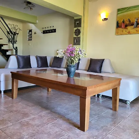 Forest House Appartamento Kavala